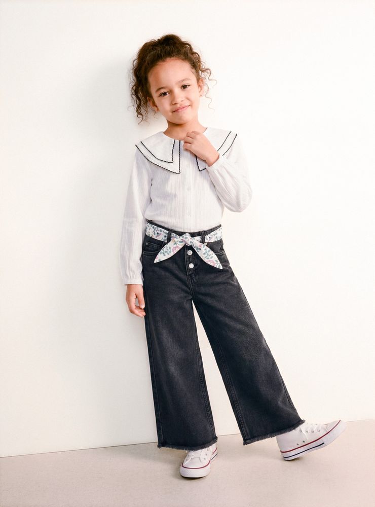 Tribu Jeans con Cinturón de Tela Estampado