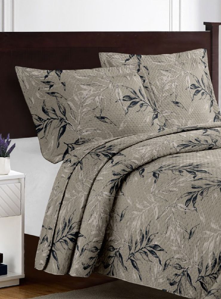 Illusions Quilts Breda King Beige