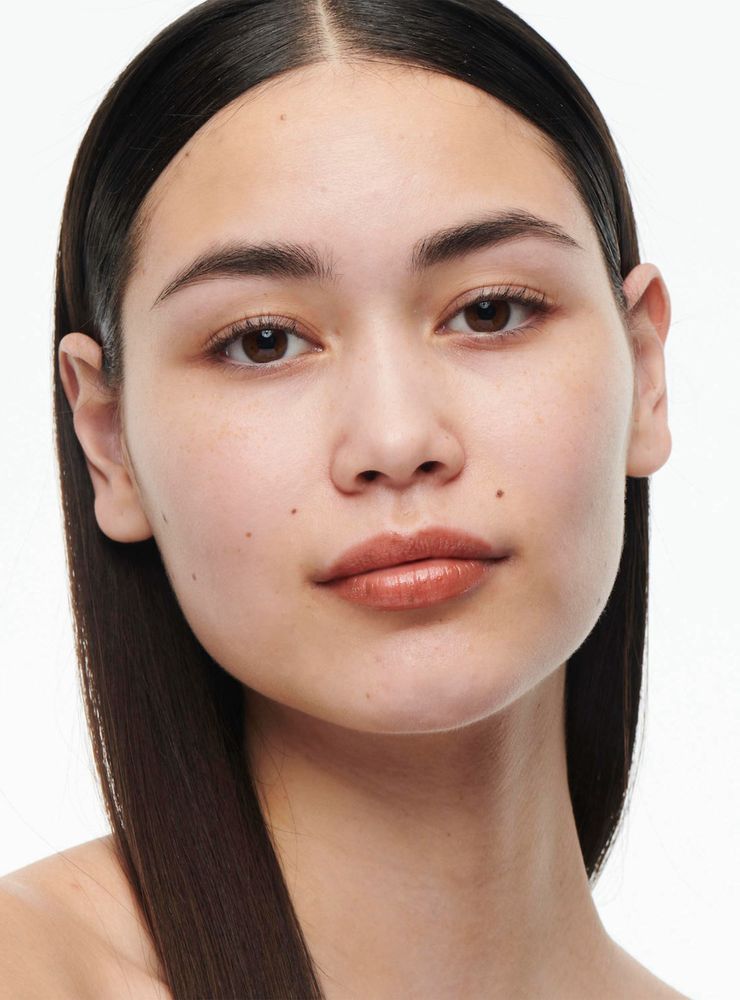 Mac Studio Radiance Serum-Powered Foundation NC14.5, foto 3