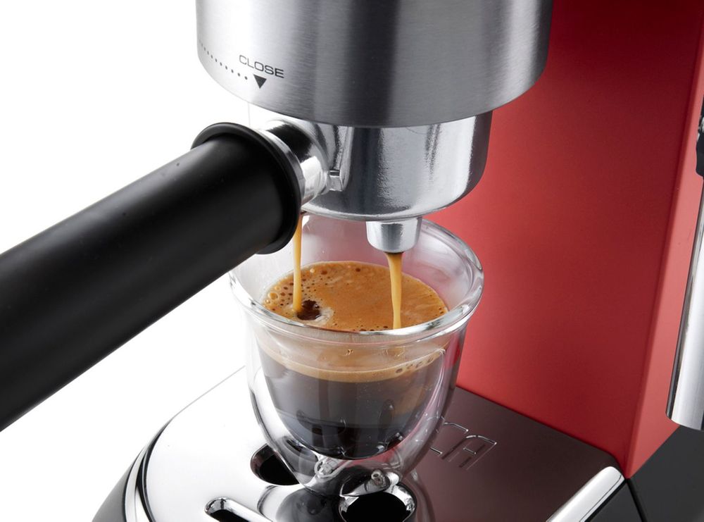 Cafetera Espresso Dedica EC685 Roja, foto 5