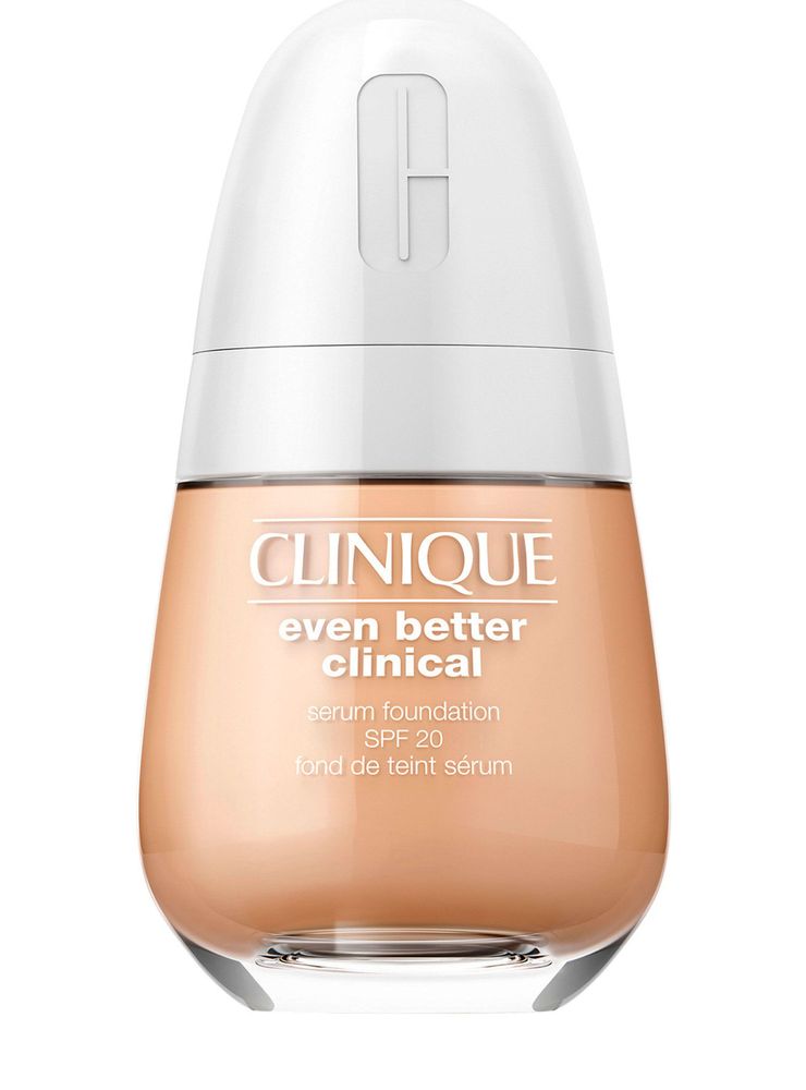 Clinique Even Better Clinical Serum Foundation SPF 20 CN 52 Neutral