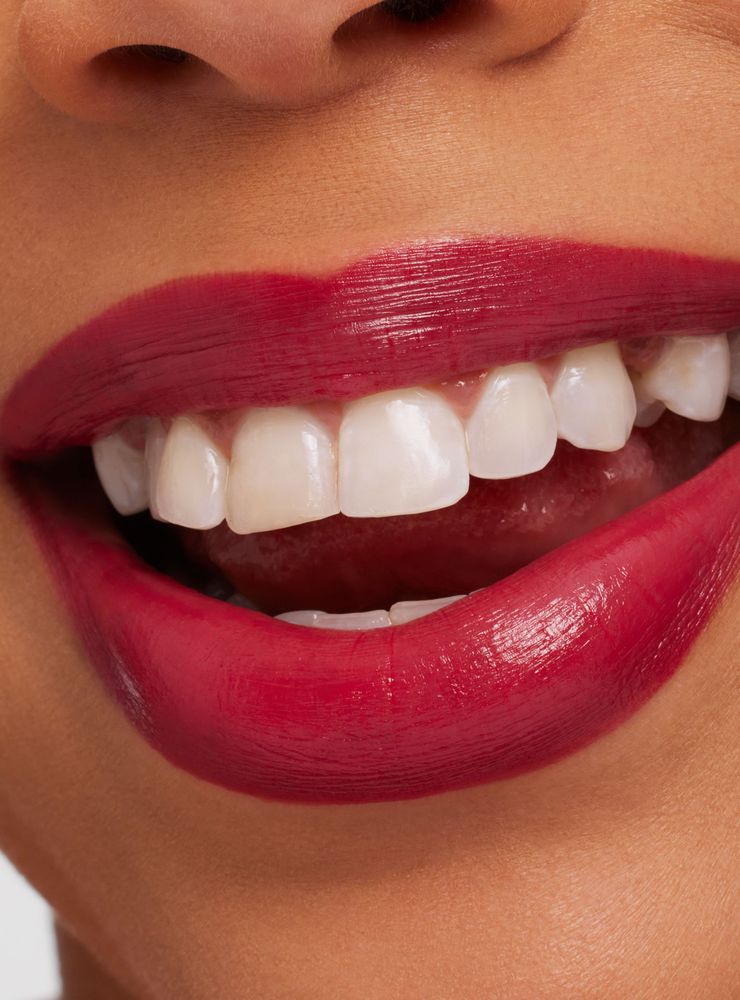 Mac Macximal Sleek Satin Lipstick Maraschino, Much?, foto 3