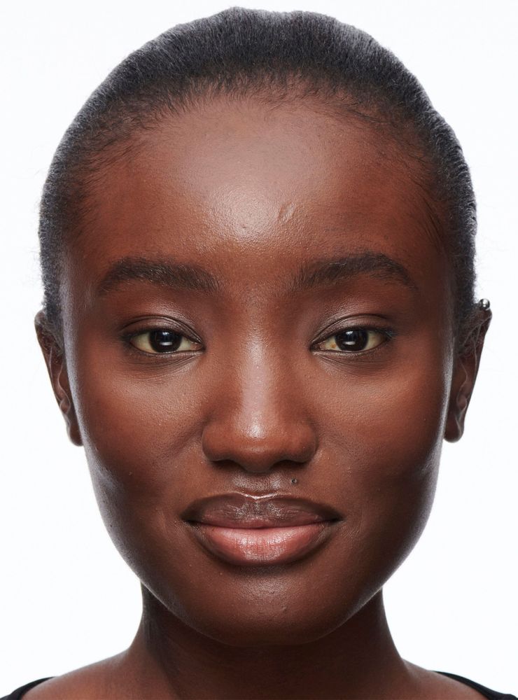 Mac Studio Radiance Concealer NW55, foto 3