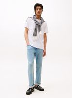 Polera TH Regular Lisa Mini Logo Bordado