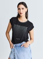 Polera Holgada Detalle Lurex Cuello y Hombro con Gráfica