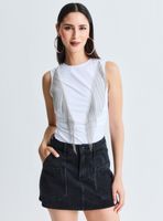 Polera con Fruncido Lateral Aplicación Cadenas Bolita