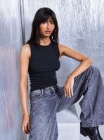 Polera Lavada Recogida Costado