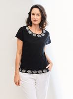 Polera Manga Kimono Bordado en Escote y Basta