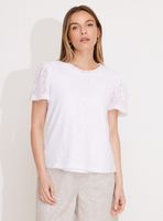 Polera de Encaje con Mangas Aglobadas