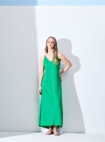 Vestido Lazo en la Espalda