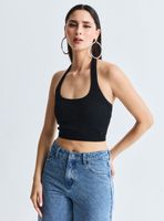 Polera Ajustada Amarra al Cuello