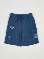 Bermuda Estilo Buzo Cargo con Estampado Marinero