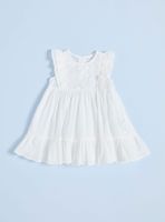 Vestido Bordado con Vuelos y Bombachita