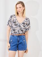 Polera Manga con Volumen y Detalle de Cinta en Cuello