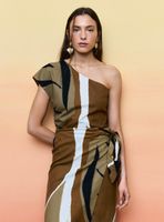 Blusa Asimétrica con Recogido en Costados