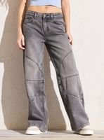 Jeans Cortes en Las Rodillas