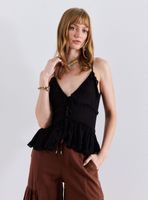 Polera Detalle Romántico y Vuelos