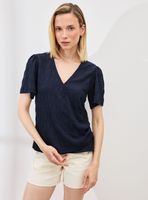 Polera con Textura Cruzada