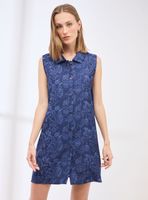 Vestido Tipo Jumper Abotonado con Cuello