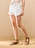 Short Terminación Deflecado de Algodón