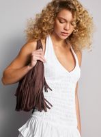 Cartera de Hombro Tipo Hobo con Doble Flecos