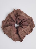 Scrunchie con Broderie
