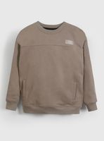 Polerón con Bolsillos y Detalle Parche Frontal