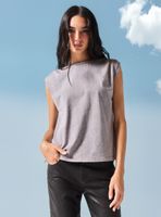 Polera sin Mangas Pliegues