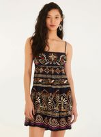 Vestido Corto Diseño Bohemio