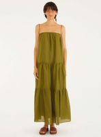 Vestido Midi con Falda Fruncida en Niveles