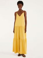 Vestido Largo Detalle Falda Escalonada