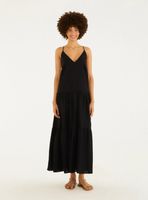 Vestido Largo Detalle Falda Escalonada