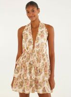 Vestido Corto con Vuelos Diseño Floral