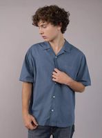 Camisa AE de Mezcla de Lino con Botones Holgada