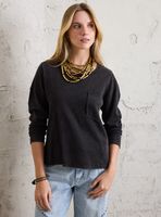 Polera Suelta Textura Waffle Look Desteñido con Bolsillo