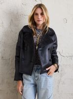 Chaqueta Aviadora Look Cuero y Sherpa