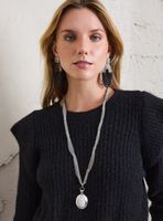 Collar con Cuarzo Blanco