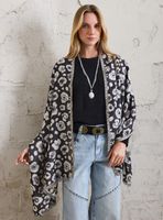 Pañuelo Estampado Animal Print Flecos