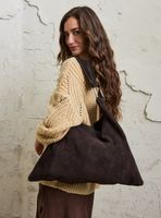 Cartera de Hombro de Gamuza