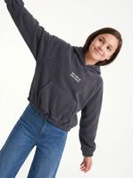 Polerón Polar con Bordado y Puller en Pretina