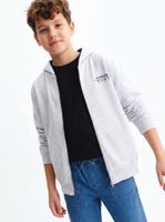 Polerón Full Cierre con Estampado Deportivo Espalda