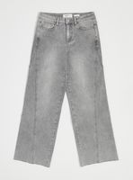 Jeans Tachas en Bolsillo con Corte Frontal