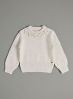 Sweater con Flores Crochet en Cuello