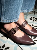 Ballerina Lourdes Cuero Mujer