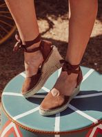 Sandalia Color Cuña Toscana Cuero Mujer