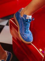 Zapatilla Urbana Diseño Groove Cuero Mujer