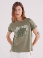 Polera Gráfica Manga Botón