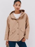 Chaqueta Corta Botones Automáticos