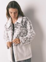 Bata Corta Borrego Animal Print Tricolor