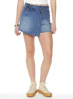 Short con Botón Regular Fit